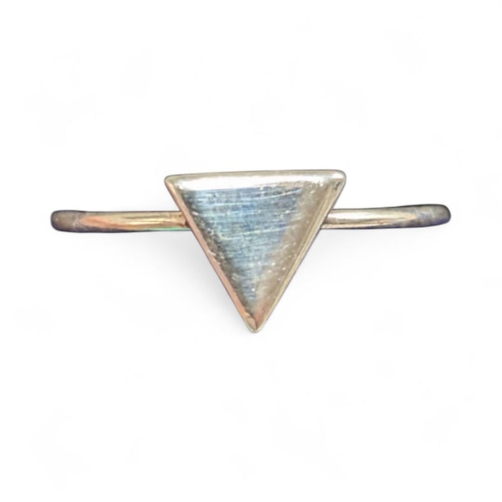 Sterling Silver dainty art deco Triangle Ring size 8